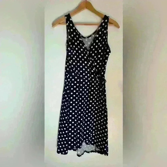 Wrap dress in polka dot navy and white by Caution To The Wind size Medium - Picture 1 of 13